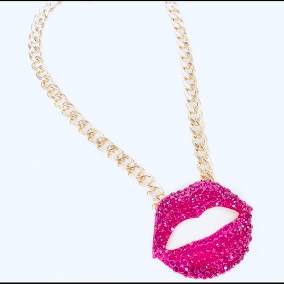 New 💋Natasha pink Crystal Lips Necklace - Picture 6 of 17
